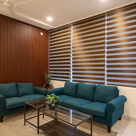 Treebo De Alphabet Gachibowli Hotel Hyderabad Exterior photo